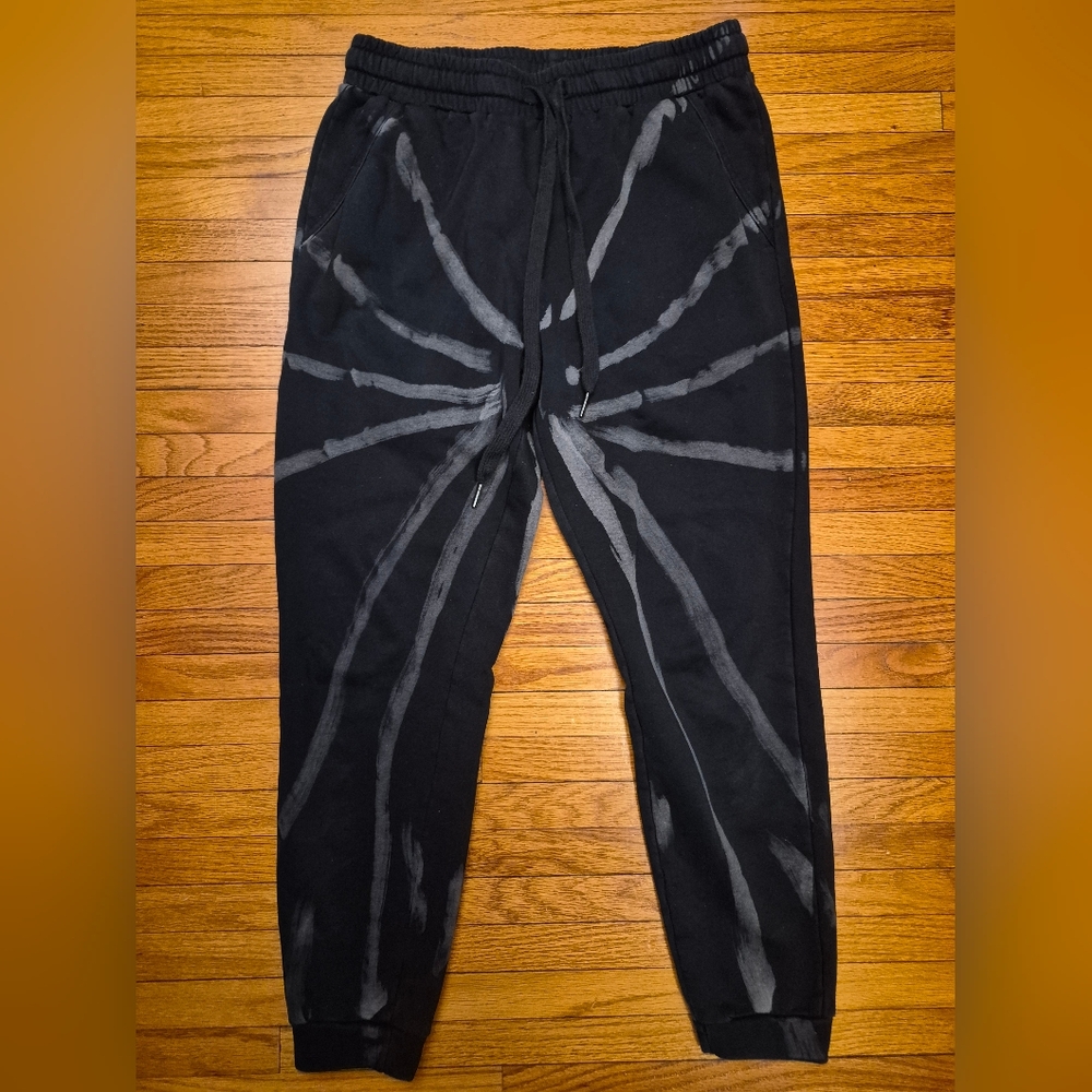 Fate Sweatshirt And Pant Set Size Small - Picture 3 of 4